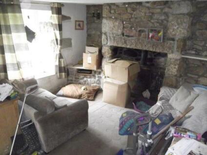 Bears Terrace, TR16