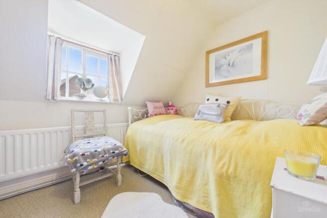 2 bed Semi-Detached for sale Image 12