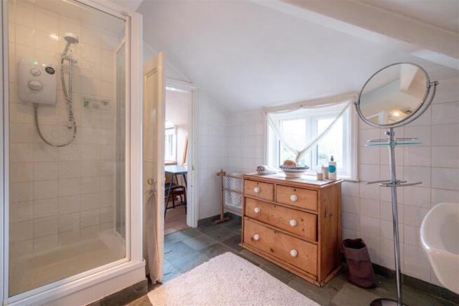 Shower Room 3