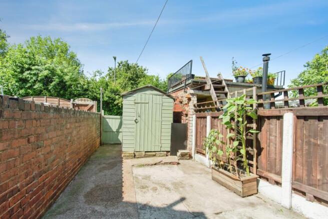 2 bed Terraced for sale Image 12