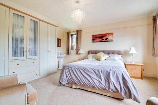 guest bedroom
