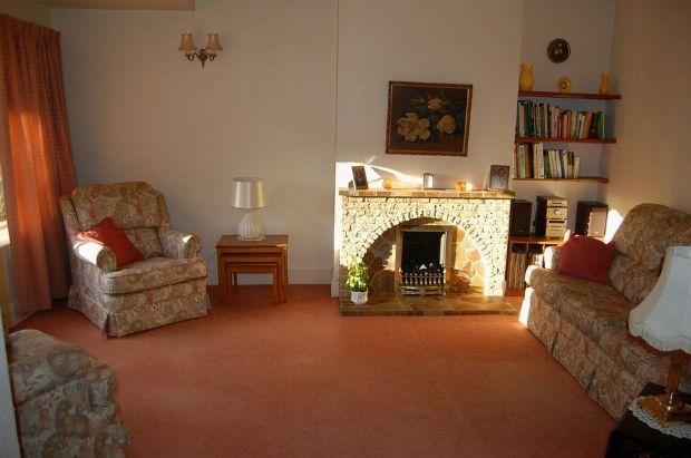 SITTING AREA