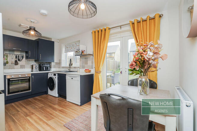 3 bed Semi-Detached for sale Image 5