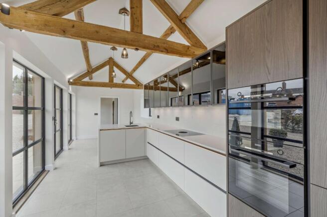 Kitchen/Breakfast