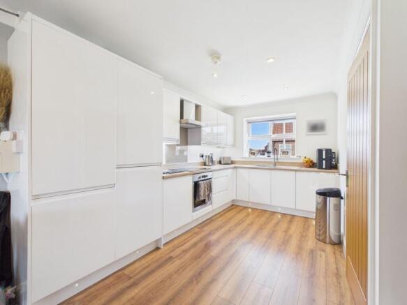 KITCHEN/ DINER