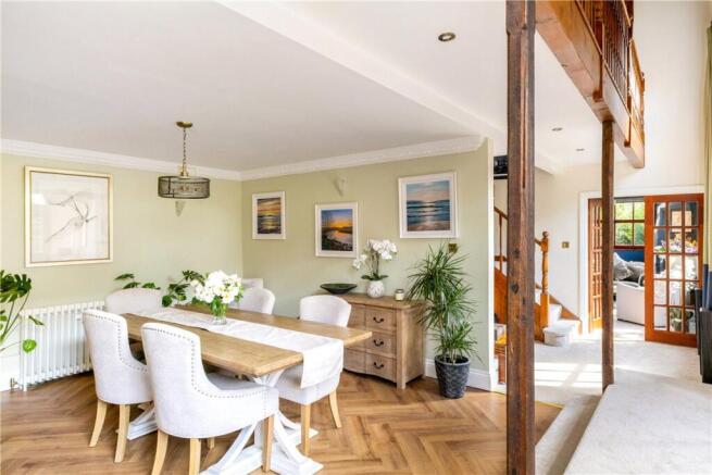 3 bed Detached for sale Image 8