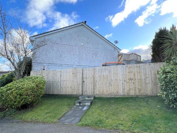 Council Tax: E