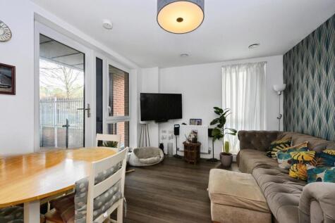 Marketfield Way, Redhill, Surrey, RH1