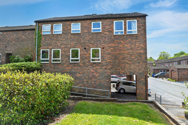 Flat 52 Kimberley, Bracknell, RG12 7ZB