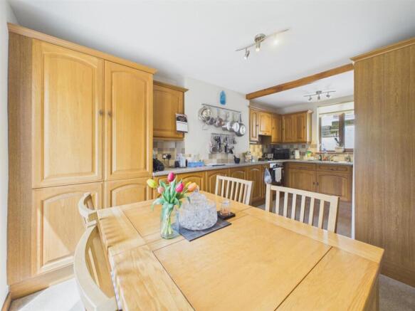 Kitchen & Dining Room