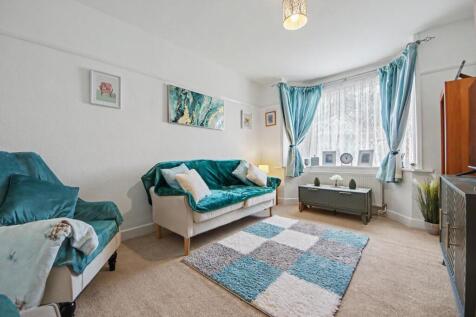 Onibury Road, Midanbury, SO18