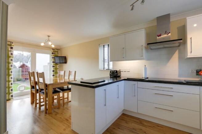 Kitchen/dininig a...