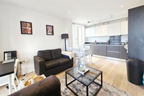 Flat 6, 41, Deptford Bridge, London SE8 4HH