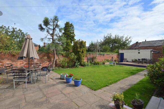 Rear Enclosed Garden