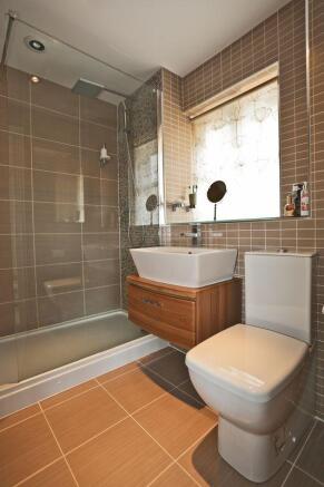 Master En-Suite