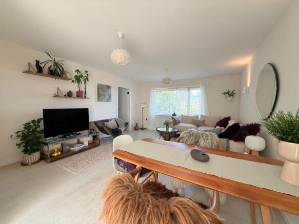 House in Mawnan Smith - More