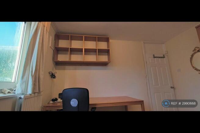 Large Bedroom