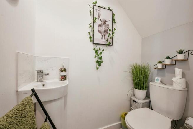 2 bed Semi-Detached for sale Image 10