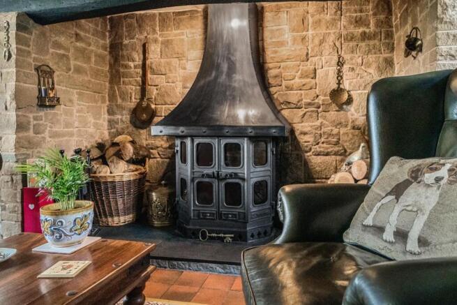 Lounge stove.jpg