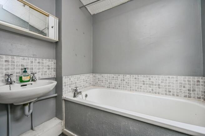 Bathroom W/C
