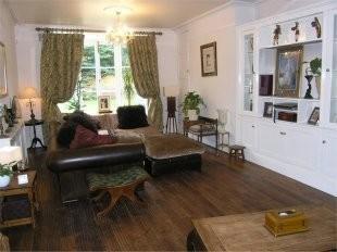 Sitting room view 2