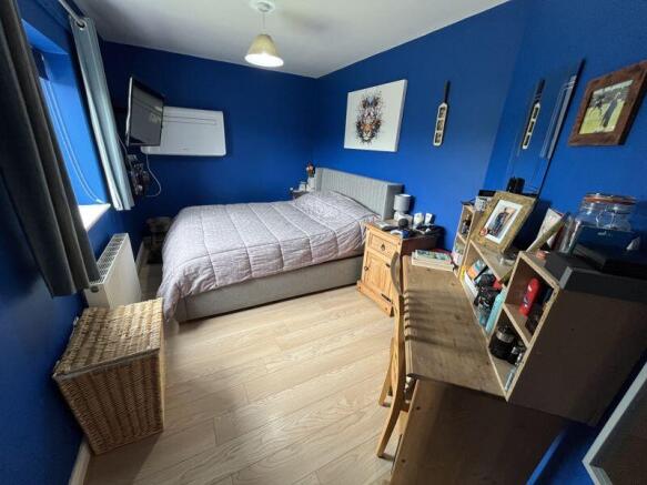 4 bed Character Property for sale Image 10