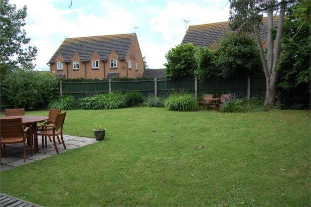 GREEN FARM CLOSE GARDEN