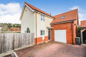 1, Holly Grove Close, Fordingbridge SP6 3FE