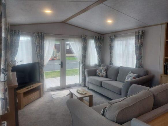 Whatsapp Image 2025 04 24 At 12.54.03 3cf1235b.jpg