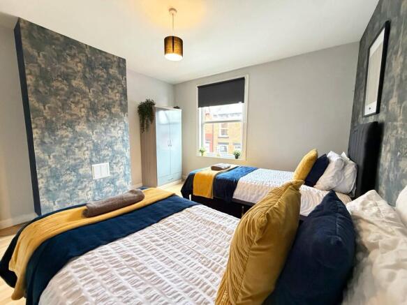 4 bed House Share to rent Image 6