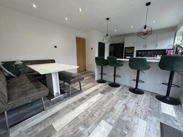 Kitchen / Diner