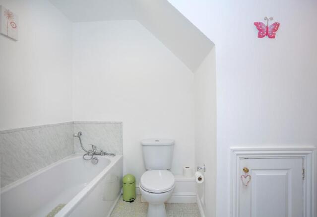 Bedroom 3 En-Suite 1