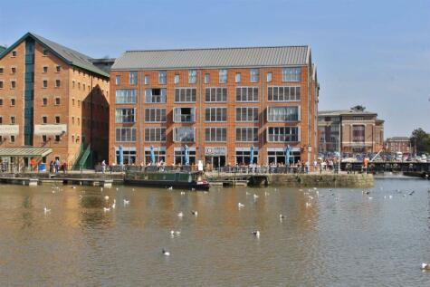 Merchants Quay, Gloucester Docks