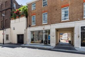 3, Chester Mews, London SW1X 7AH