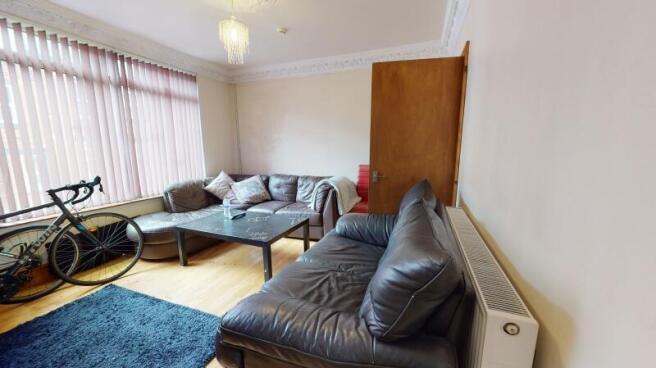 6 bed Terraced to rent Image 10