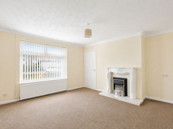 3 bed Terraced for sale Image 4