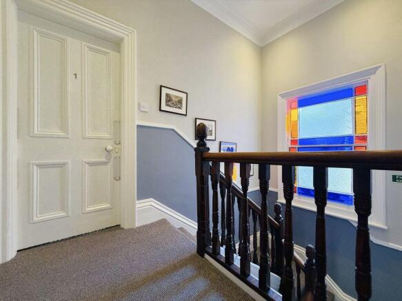 8 bed Terraced for sale Image 12