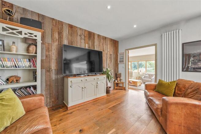 Kitchen Sitting Area