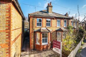 17, Grove Road, Ashtead KT21 1BE