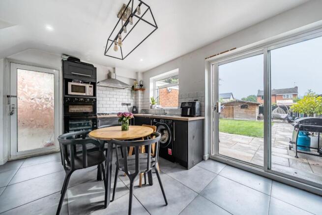 Dining Area with outside view.jpg