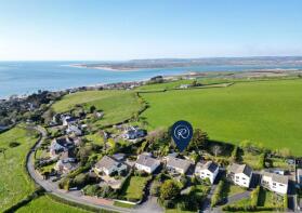 Menengai, New Road, Instow EX39 4LN