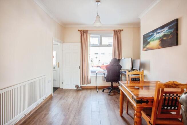 2 bed Terraced for sale Image 7