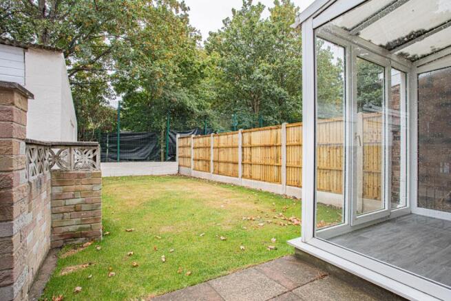 3 bed Semi-Detached to rent Image 4