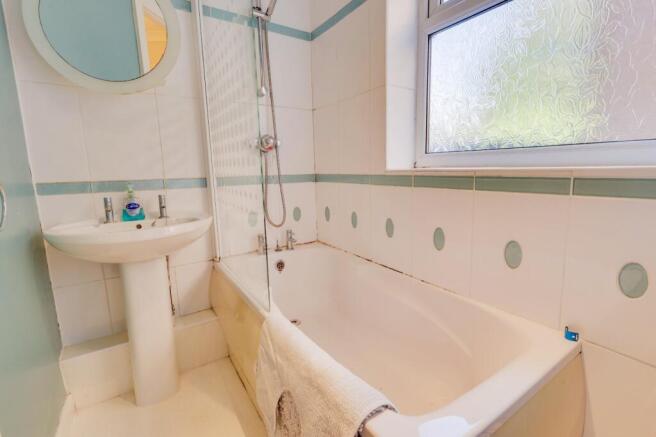 1 bed Flat for sale Image 9