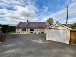 Gernant, Bodlondeb Road, Dolgellau LL40 1PT