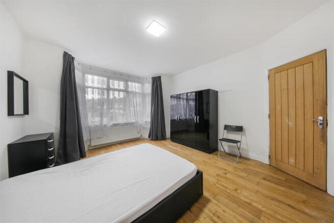 130 London Road - 8NoWr6jfg8iCWnCQDlkM.jpg