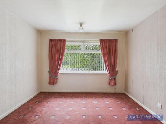 3 bed Semi-Detached for sale Image 9