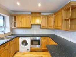 Flat 4, 7 Victory Court, Gordon Road, Canterbury CT1 3PW