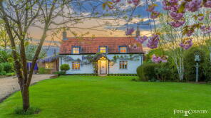 Beck Farm Lodge, Bridge End Causeway, Donington, Spalding PE11 4XE
