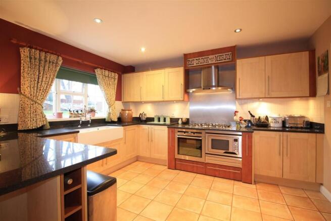 Kitchen / Breakfast